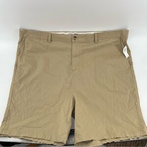 Old navy khaki shorts size 46